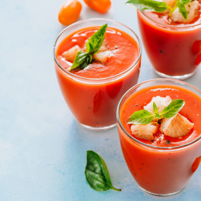 Canapé Gaspacho de tomates pomme d’amour du verger traiteur Ile Maurice