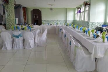 Shah Anas Noorani Conference Hall chaises